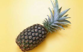 Ananas, Owoce 012