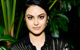 Camila Mendes 004