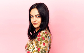 Camila Mendes 044