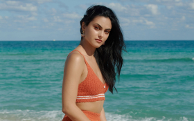 Camila Mendes 058 Elle Magazine 2022