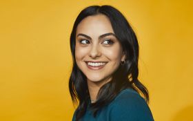 Riverdale (2017-) TV 047 Camila Mendes jako Veronica Lodge