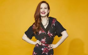 Riverdale (2017-) TV 051 Madelaine Petsch jako Cheryl Blossom