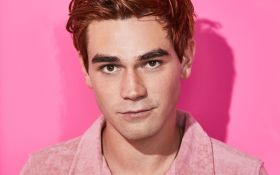 Riverdale (2017-) TV 062 K.J. Apa jako Archie Andrews