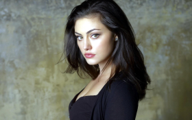 Phoebe Tonkin