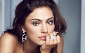 Phoebe Tonkin 010