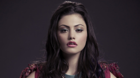 Phoebe Tonkin 026