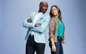 Rosewood 2015 TV 033 Morris Chestnut, Jaina Lee Ortiz