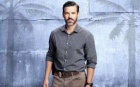 Rosewood 2015 TV 042 Eddie Cibrian jako Kapitan Ryan Slade