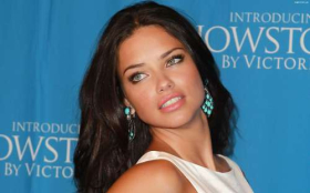 Adriana Lima 30