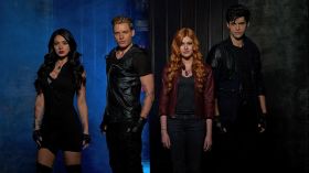 Shadowhunters (2016) TV 005 Isabelle Lightwood, Jace Wayland, Clary Fray, Alec Lightwood