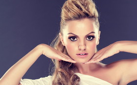 Alexandra Stan