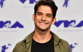 Tyler Posey 018