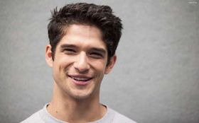 Tyler Posey 021