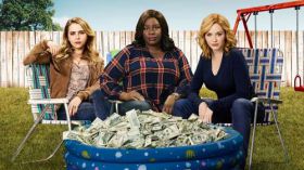 Good Girls 2018 TV 002 Annie, Ruby, Beth