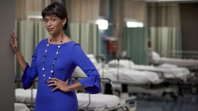 Rezydenci (2018) Serial TV - The Resident 016 Merrin Dungey jako Claire Thorpe