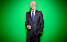 Dobre miejsce (2016) serial TV - The Good Place 035 Ted Danson jako Michael