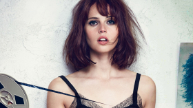 Felicity Jones 004