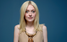 Dakota Fanning 029