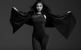 Kylie Jenner 053 Black and White
