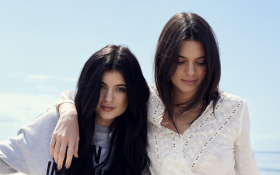 Kylie Jenner 101 Kendall Jenner