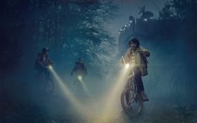 Stranger Things (2016) Serial TV 032 Dustin Henderson, Lucas Sinclair, Mike Wheeler