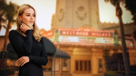 Pewnego razu... w Hollywood (2019) Once Upon a Time in Hollywood 008 Margot Robbie jako Sharon Tate
