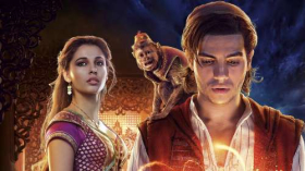 Aladyn (2019) Aladdin 017 Naomi Scott jako Jasmine, Mena Massoud jako Aladyn