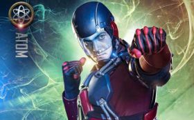 Legends of Tomorrow - Serial TV 021 Brandon Routh jako Ray Palmer - Atom