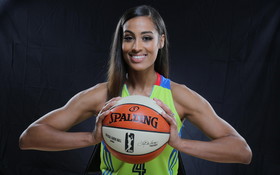 Skylar Diggins 017