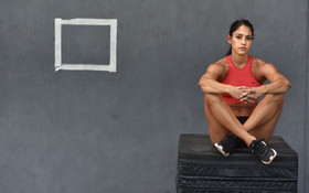 Allison Stokke 033