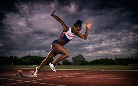 Dina Asher-Smith 040