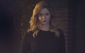 Slodkie klamstewka Perfekcjonistki (2019) 016 Pretty Little Liars The Perfectionists - Sasha Pieterse jako Alison DiLaurentis