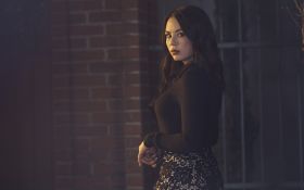 Slodkie klamstewka Perfekcjonistki (2019) 019 Pretty Little Liars The Perfectionists - Janel Parrish jako Mona Vanderwaal