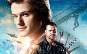 MacGyver 2016 serial TV 009 Lucas Till jako Angus MacGyver, George Eads jako Jack Dalton