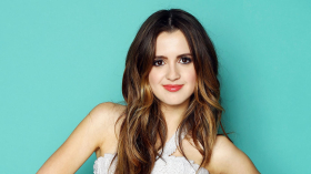 Laura Marano 011