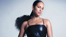 Alicia Keys 74 Harpers Bazaar 2019