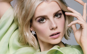 Lucy Boynton 012