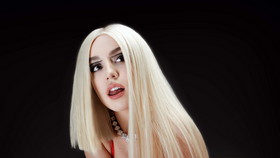 Ava Max 024