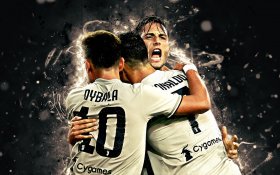Juventus F.C. 011 Cristiano Ronaldo, Paulo Dybala, Rodrigo Bentancur