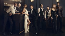 Dynastia (2017) Dynasty TV 005 Michael, Anders, Cristal, Blake, Steven, Sam, Fallon, Jeff