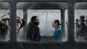 Snowpiercer 2020 Serial Netflix 005 Daveed Diggs jako Andre Layton, Jennifer Connelly jako Melanie Cavill