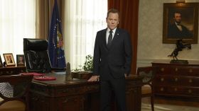 Designated Survivor (Serial TV 2016-2019) 006 Kiefer Sutherland jako Tom Kirkman