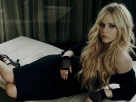Avril Lavigne 66