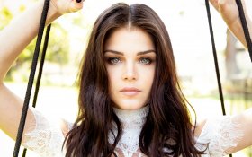 Marie Avgeropoulos 016 2020