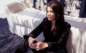 Marie Avgeropoulos 017 2020