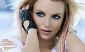 Britney Spears 140