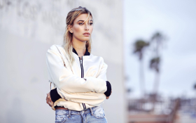 Hailey Baldwin Bieber 019