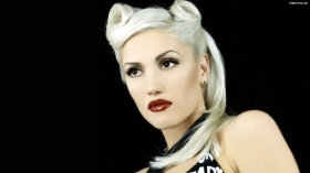 Gwen Stefani 19