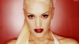 Gwen Stefani 24