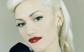 Gwen Stefani 30